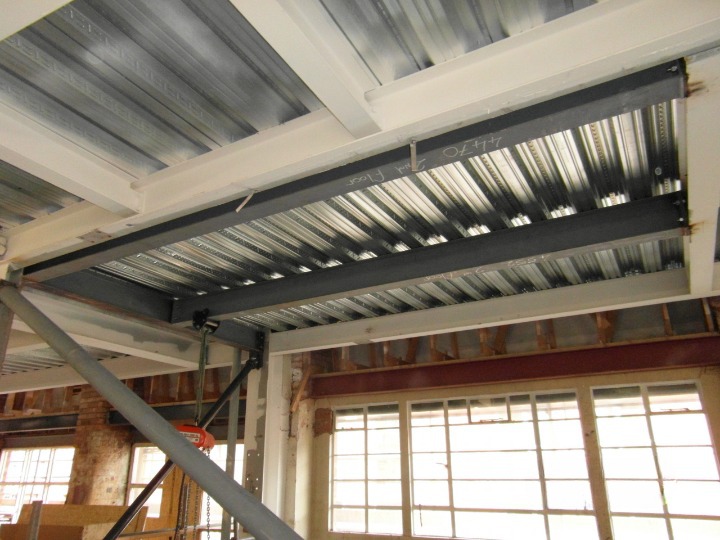 Easy-Hotel_3-scaled_cleanup (1) Easy-Hotel_3